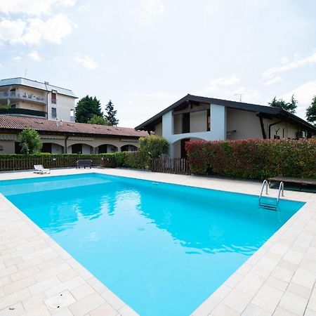 The Three Moons Apartment Peschiera del Garda Luaran gambar