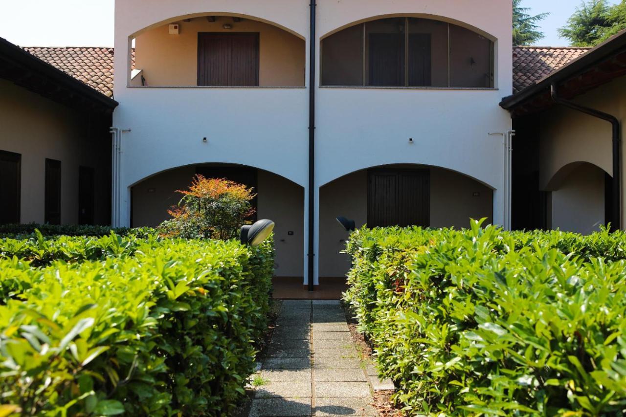 The Three Moons Apartment Peschiera del Garda Luaran gambar