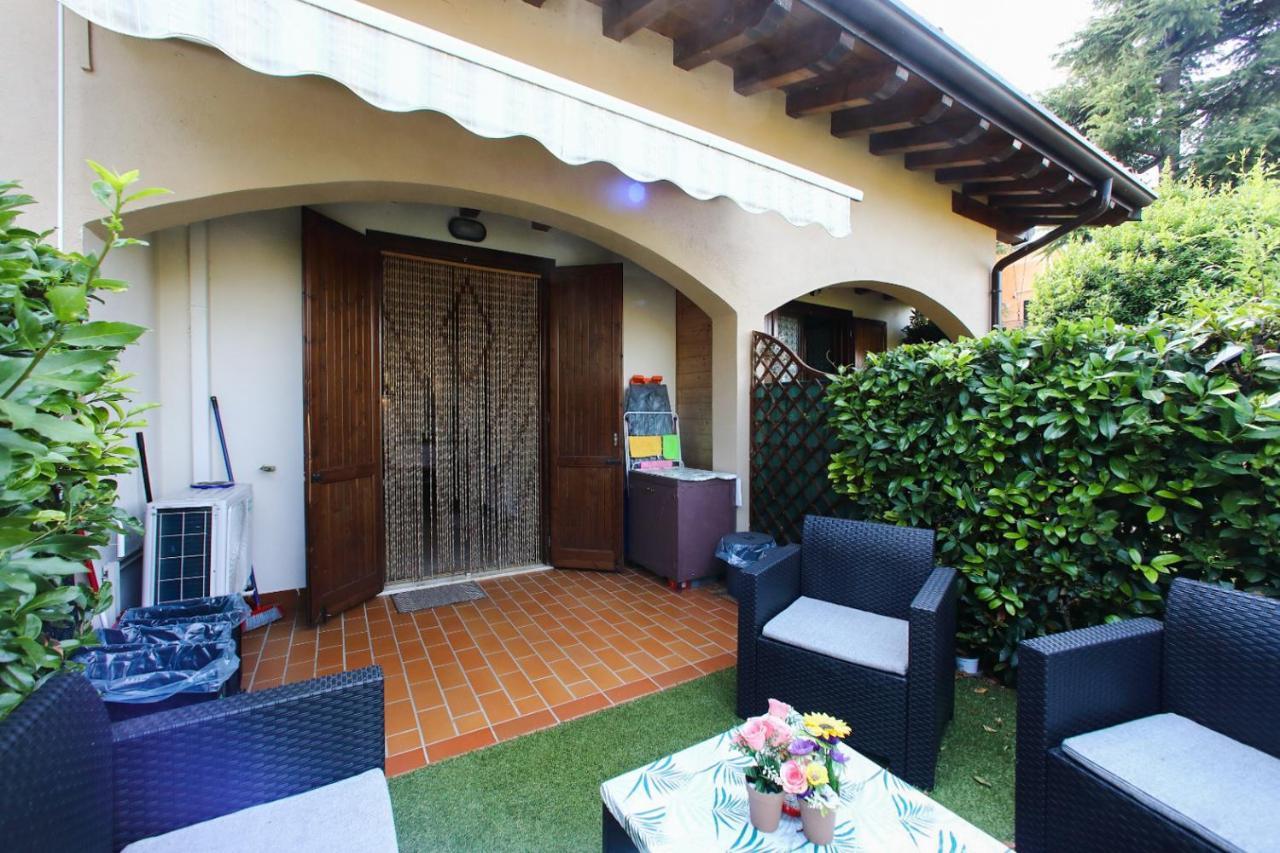 The Three Moons Apartment Peschiera del Garda Luaran gambar