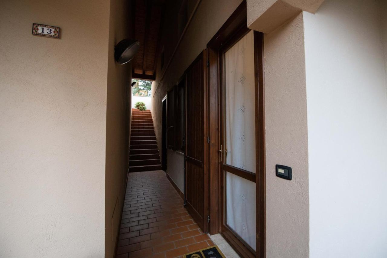 The Three Moons Apartment Peschiera del Garda Luaran gambar