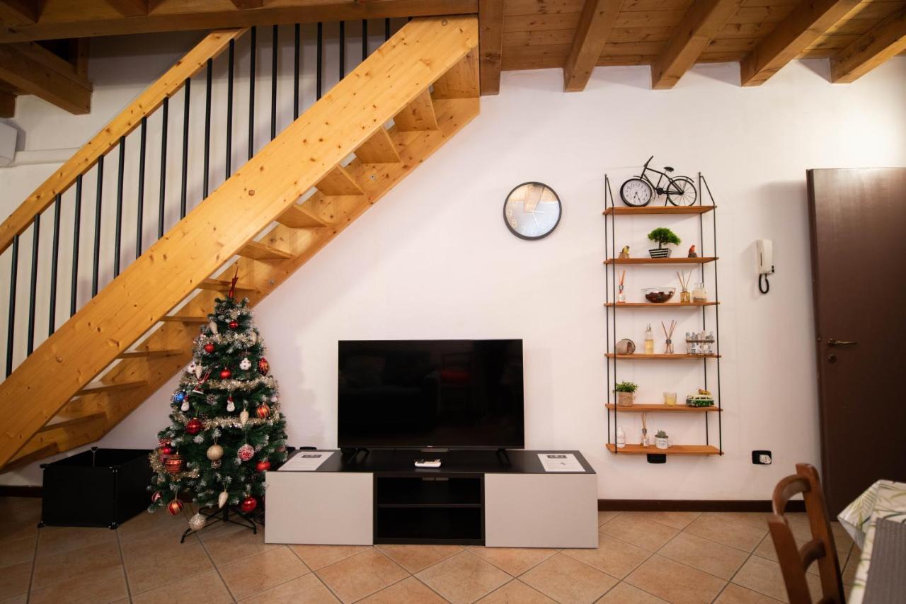 The Three Moons Apartment Peschiera del Garda Luaran gambar