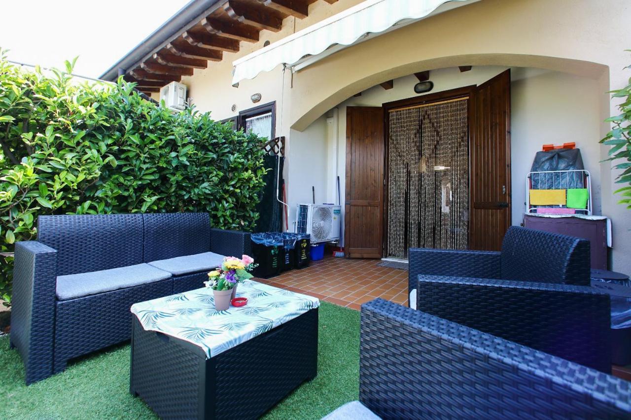 The Three Moons Apartment Peschiera del Garda Luaran gambar